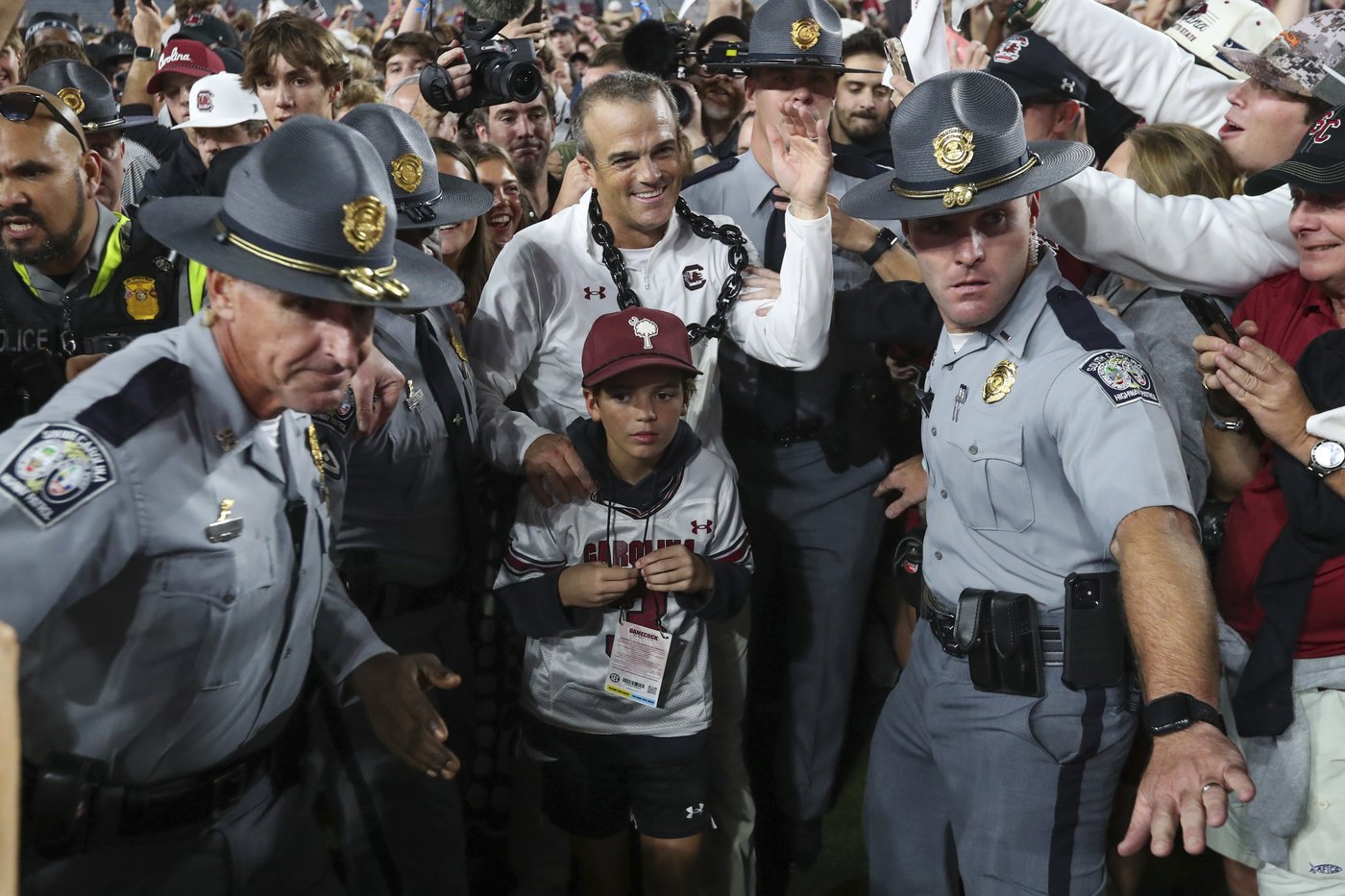 SEC fines South Carolina $250,000 after fans rush field following win over top 10 Texas A&M | iNFOnews.ca SEC fines South Carolina $250,000 after fans rush field following win over top 10 Texas A&M | iNFOnews.ca
