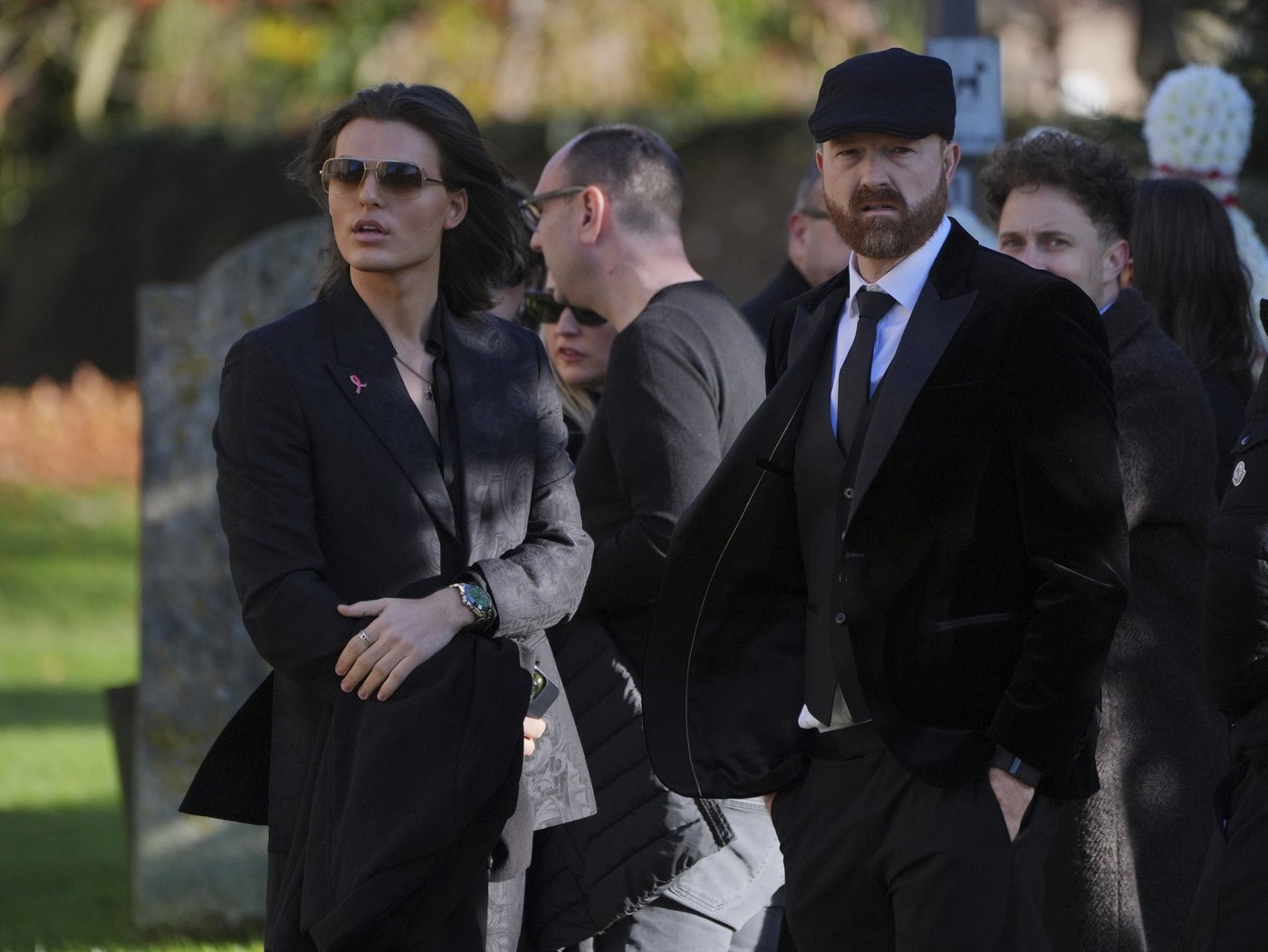 Liam Payne's One Direction bandmates among the mourners at singer's funeral | iNFOnews.ca