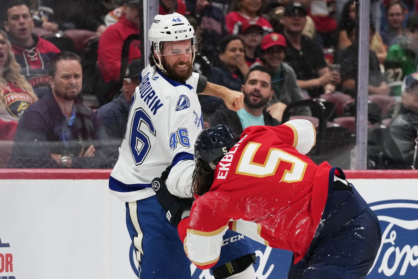 NHL suspends Tampa Bay's Sabourin for 4 games, Moser for 2 games after chaotic preseason finale | iNFOnews.ca