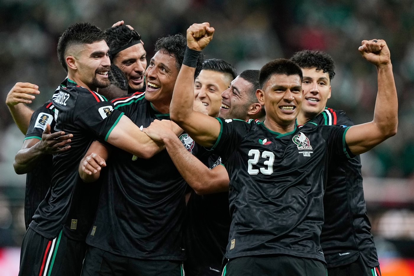 Mexico and South Korea play for group lead and other World Cup Day 8 highlights, in photos | iNFOnews.ca