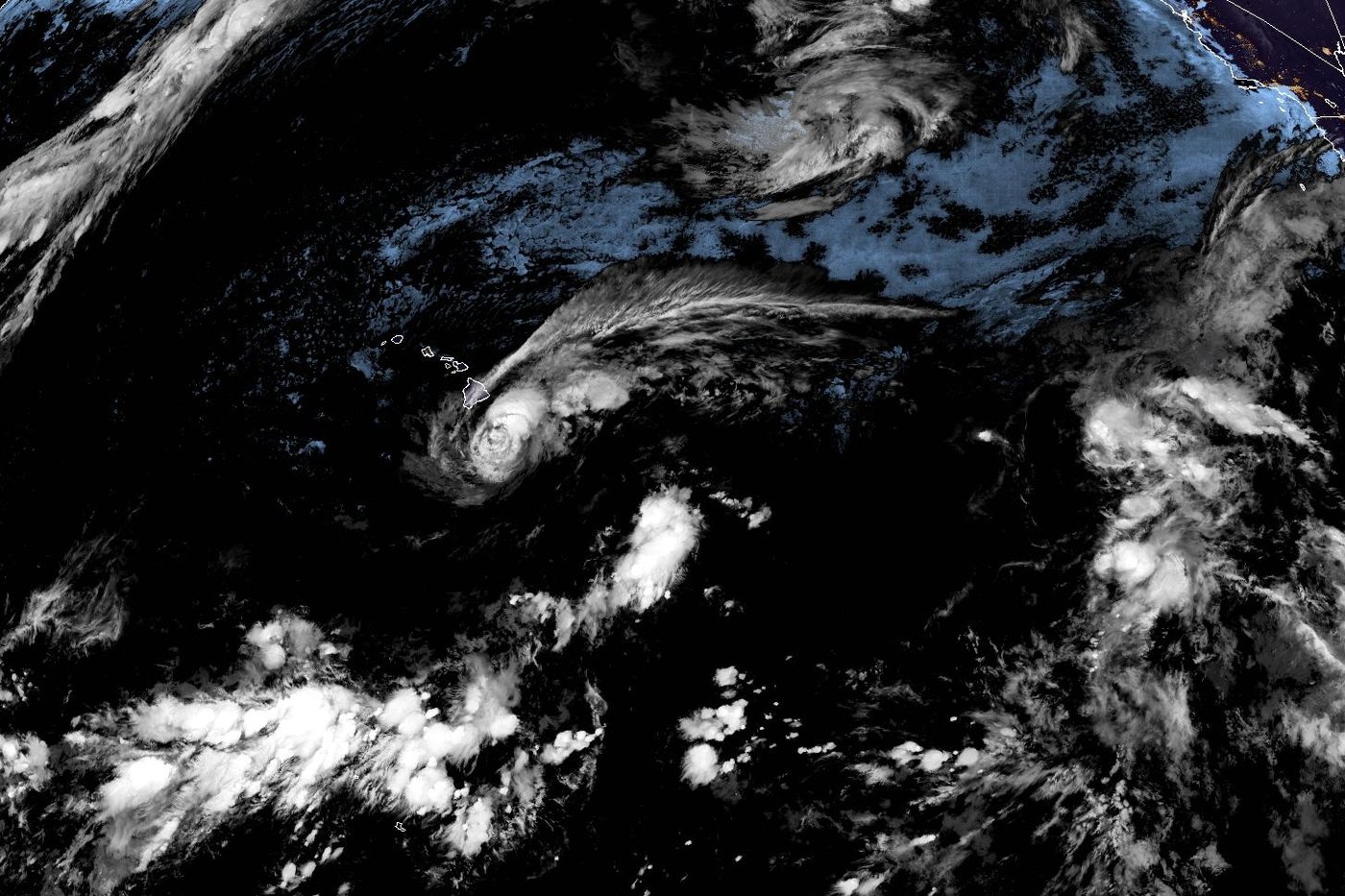Lala strengthens into a hurricane and bears down on Hawaii’s Big Island with heavy rain, winds | iNFOnews.ca