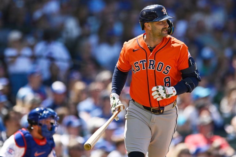 Christian Walker's 3-run home run leads Astros to 8-5 win over Cubs | iNFOnews.ca