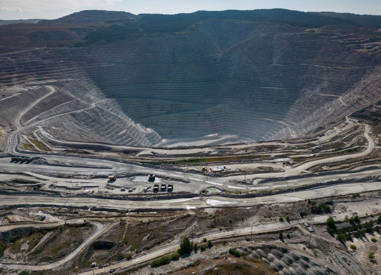 Nearly half of provinces, territories call on Ottawa to expand mining tax credit | iNFOnews.ca