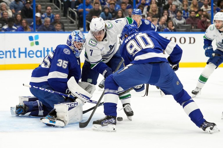'We've got a long ways to go': Rebuilding Vancouver Canucks aim to snap losing skid | iNFOnews.ca