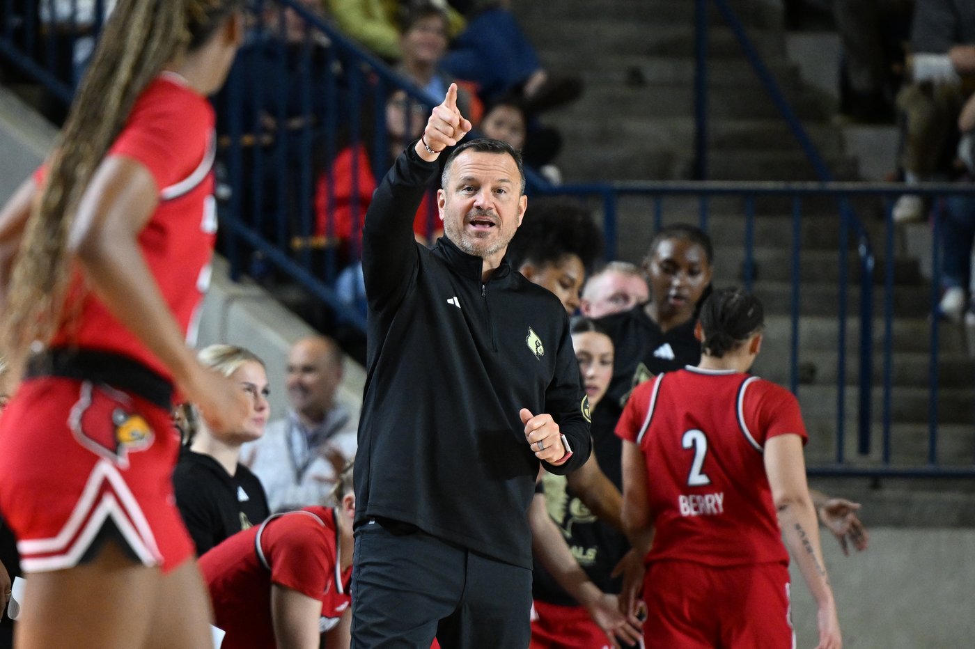 After trip to Germany was scrapped, No. 1 UConn and No. 20 Louisville had a chance to visit Navy | iNFOnews.ca