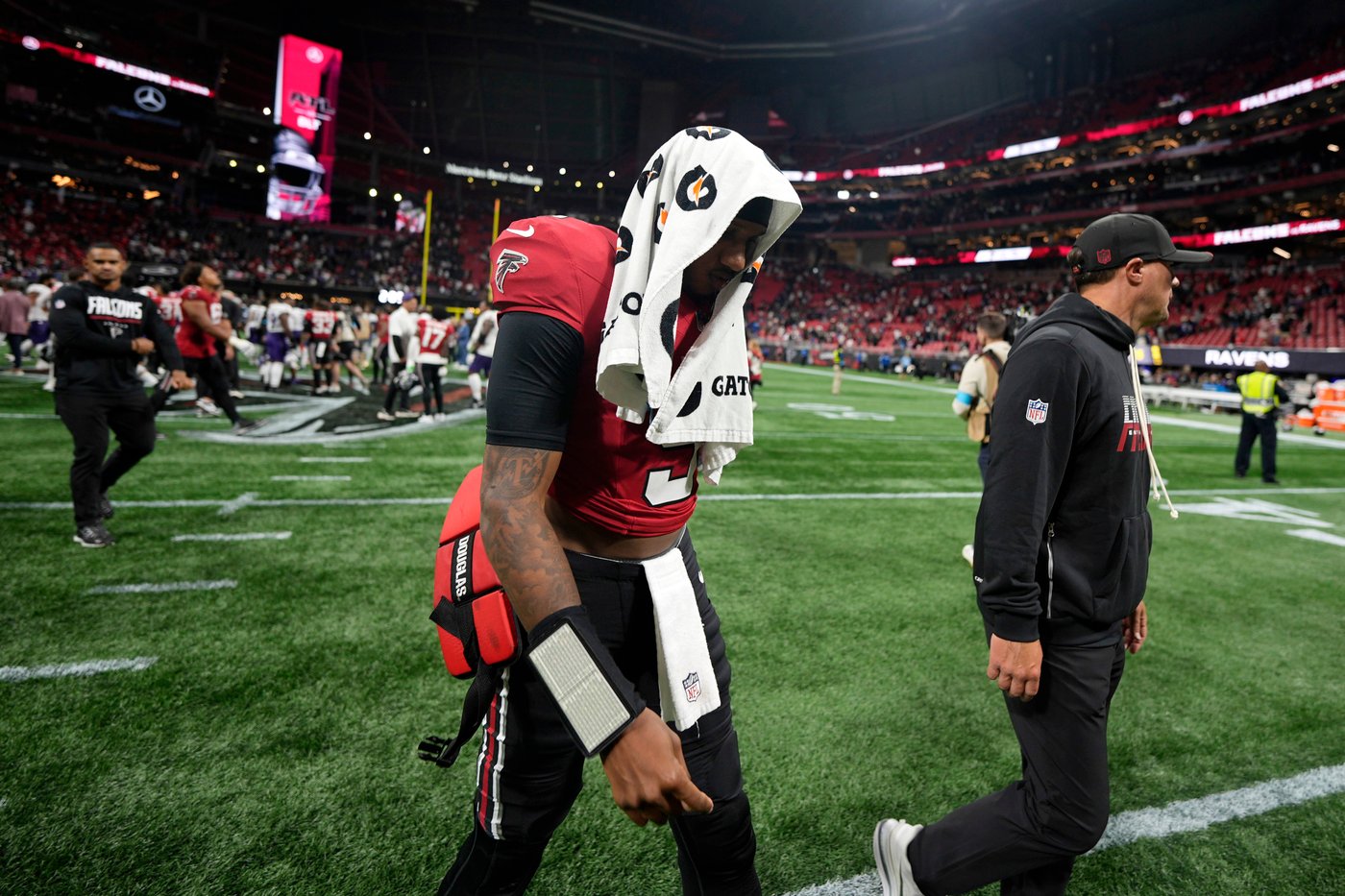 Falcons QB Penix returns to practice and is expected to start vs. Bears, barring rib injury setback | iNFOnews.ca Falcons QB Penix returns to practice and is expected to start vs. Bears, barring rib injury setback | iNFOnews.ca