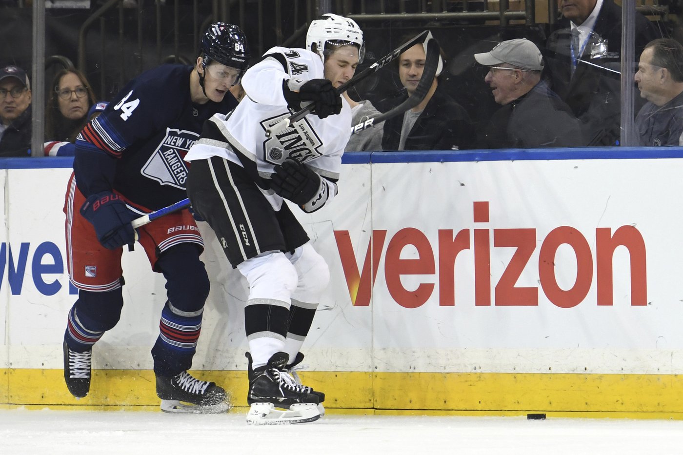 Alex Turcotte scores 1st-period goal as the Kings beat the struggling Rangers 5-1 | iNFOnews.ca