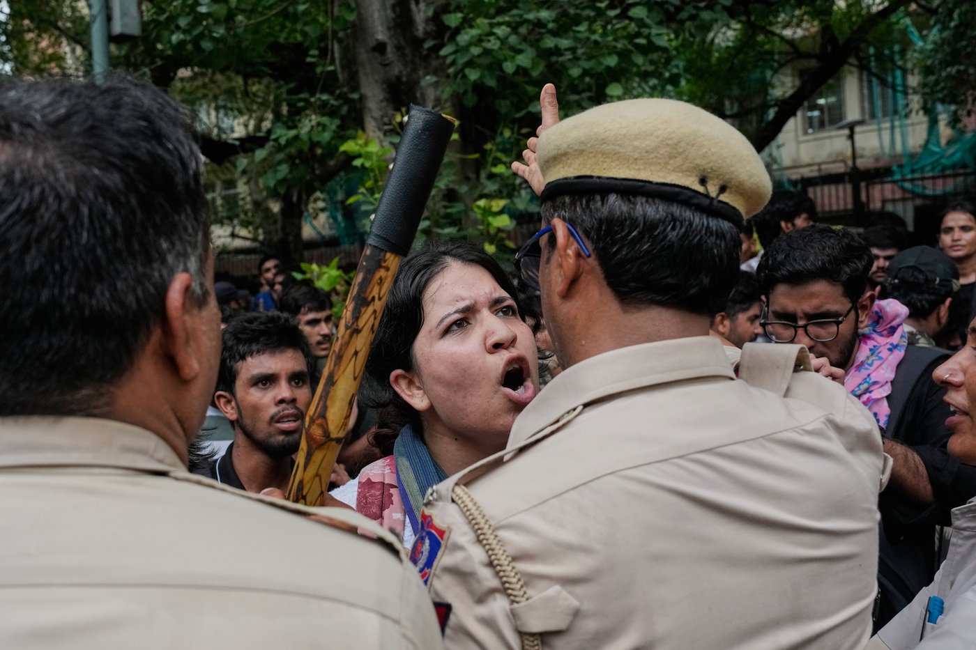 Photos of police cracking down on India’s youth-led 'cockroach' movement in New Delhi | iNFOnews.ca