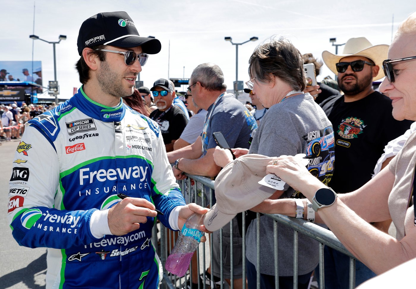 NASCAR tempers could be flaring as the tires are wearing at Darlington Raceway | iNFOnews.ca
