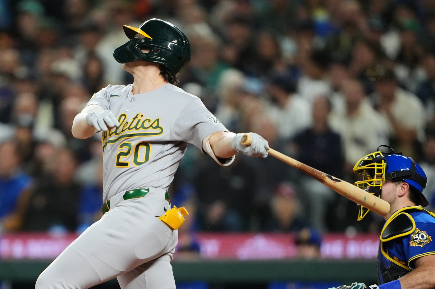 Athletics hit 4 home runs in 3rd inning of 7-6 victory over Mariners | iNFOnews.ca