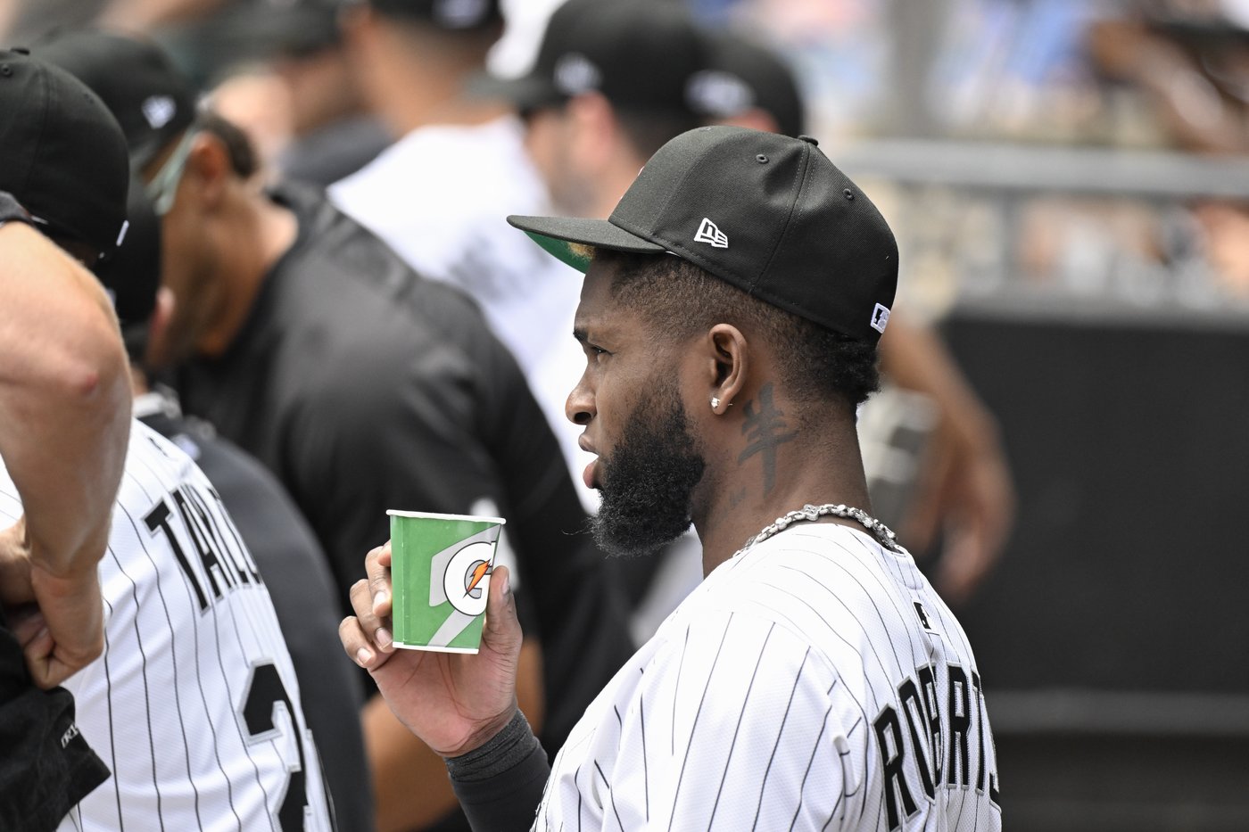 White Sox slugger Luis Robert Jr. being evaluated after he was hit by a pitch | iNFOnews.ca