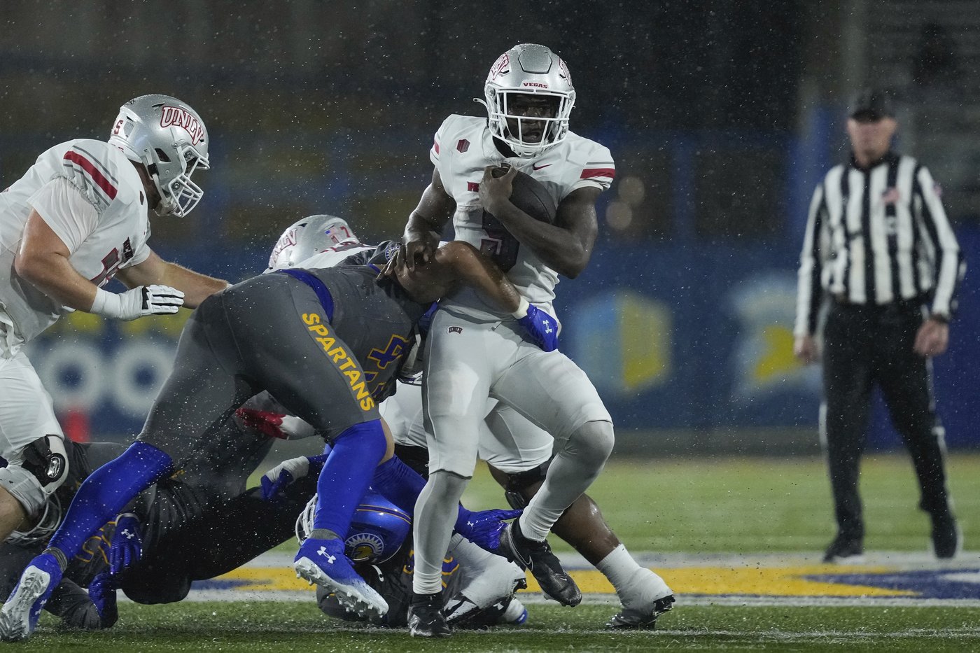 Jai'Den Thomas leads No. 23 UNLV to a 27-16 victory over San Jose State | iNFOnews.ca Jai'Den Thomas leads No. 23 UNLV to a 27-16 victory over San Jose State | iNFOnews.ca