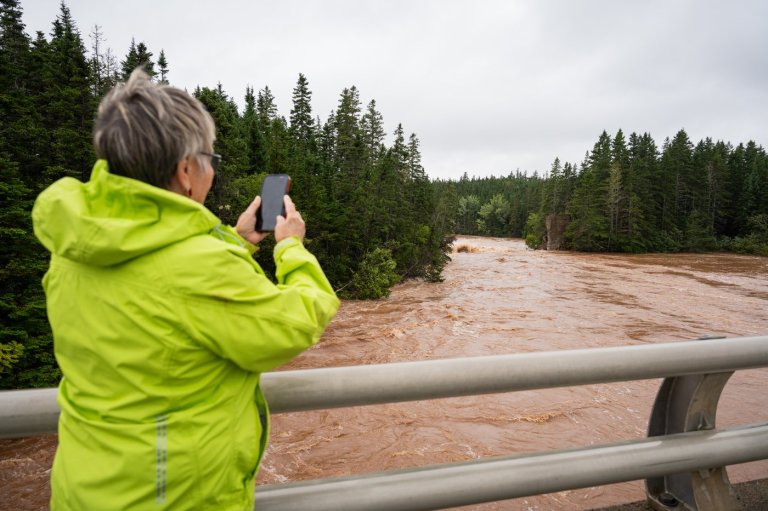 Environment Canada warns of more heavy rain for Cape Breton Island, N.S. | iNFOnews.ca