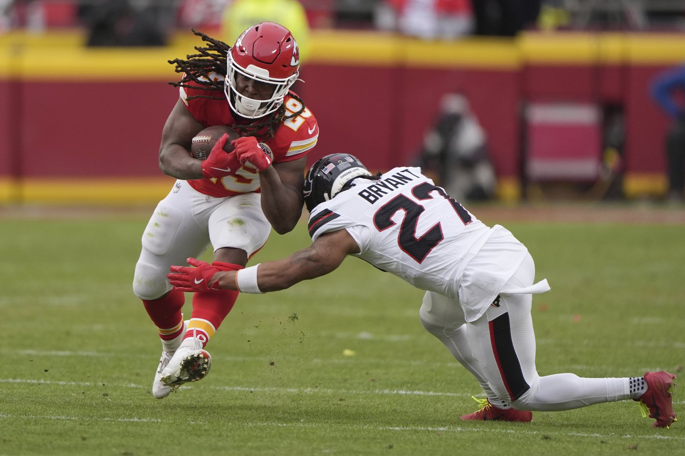 Mahomes and Kelce help Chiefs to a 23-14 win over Texans and another AFC title game trip | iNFOnews.ca Mahomes and Kelce help Chiefs to a 23-14 win over Texans and another AFC title game trip | iNFOnews.ca