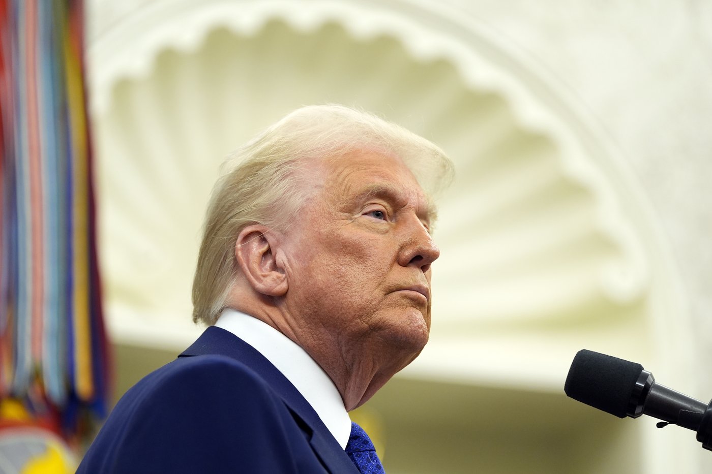 Trump upends US policy on Ukraine and says he and Putin have agreed to begin talks on ending the war | iNFOnews.ca Trump upends US policy on Ukraine and says he and Putin have agreed to begin talks on ending the war | iNFOnews.ca