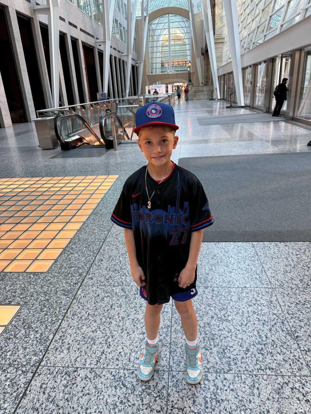 'Bigger than anyone in this city can even imagine': Blue Jays fans flock to Toronto for Game 1 | iNFOnews.ca