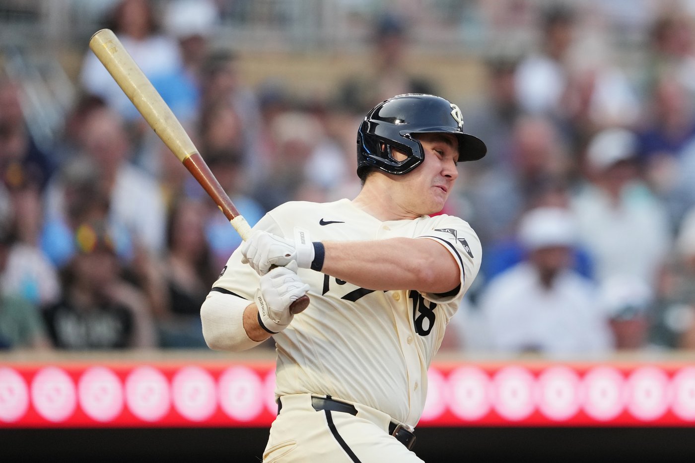 Roden's 2-RBI single, and Rojas' strong start on short notice help Twins top Athletics 2-0 | iNFOnews.ca