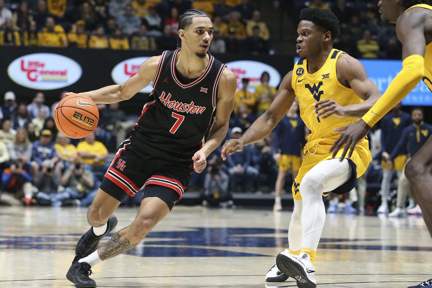 Strength-sapping defense fuels No. 6 Houston's 13-game winning streak | iNFOnews.ca Strength-sapping defense fuels No. 6 Houston's 13-game winning streak | iNFOnews.ca