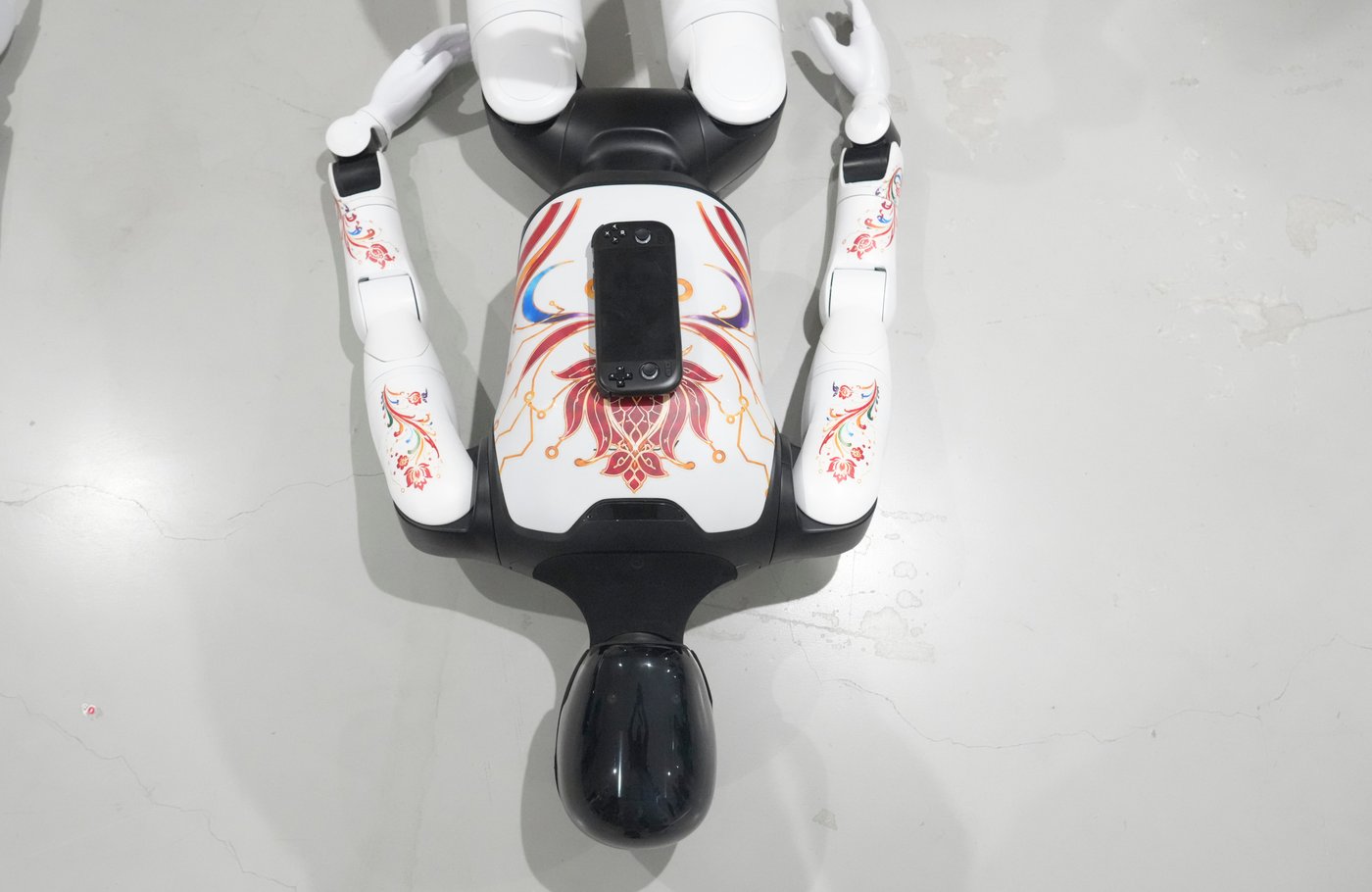 Humanoid robots sprint, play soccer and set records at Beijing games, in photos | iNFOnews.ca