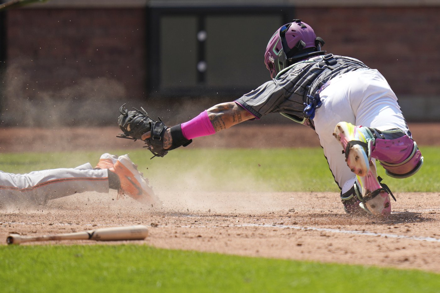 Devers homers to help the Giants rout the Mets 12-4 for a series victory | iNFOnews.ca