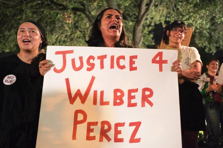 Man shot by ICE in Texas is back in detention after leaving hospital, attorney says | iNFOnews.ca