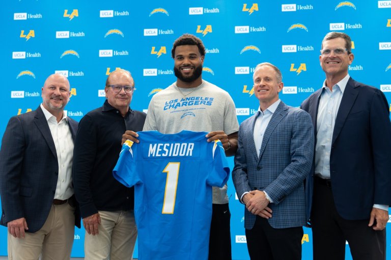 Chargers bet on the trenches, adding an edge rusher and a center-turned-guard in the draft | iNFOnews.ca