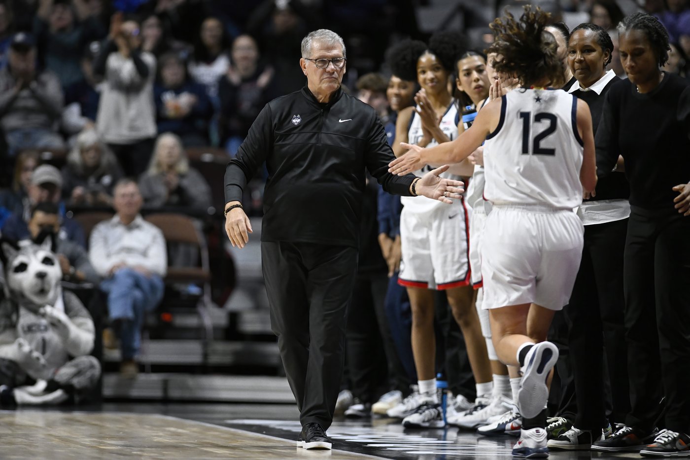 Bueckers leads No. 7 UConn to convincing 67-41 win over Providence in final Big East game of 2024. | iNFOnews.ca