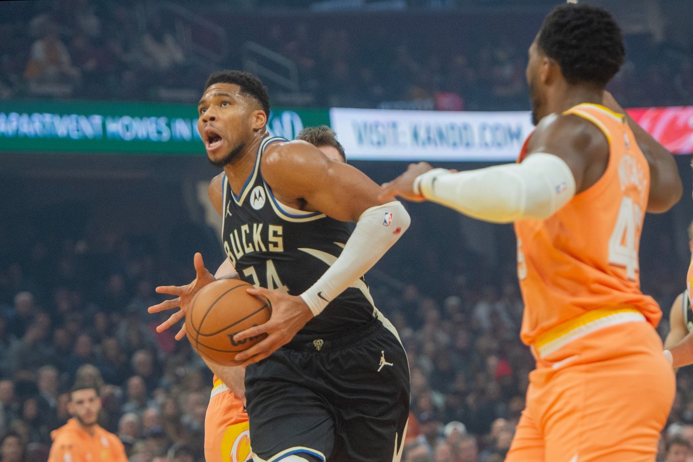 Bucks face a challenging stretch as they play without injured Giannis Antetokounmpo | iNFOnews.ca