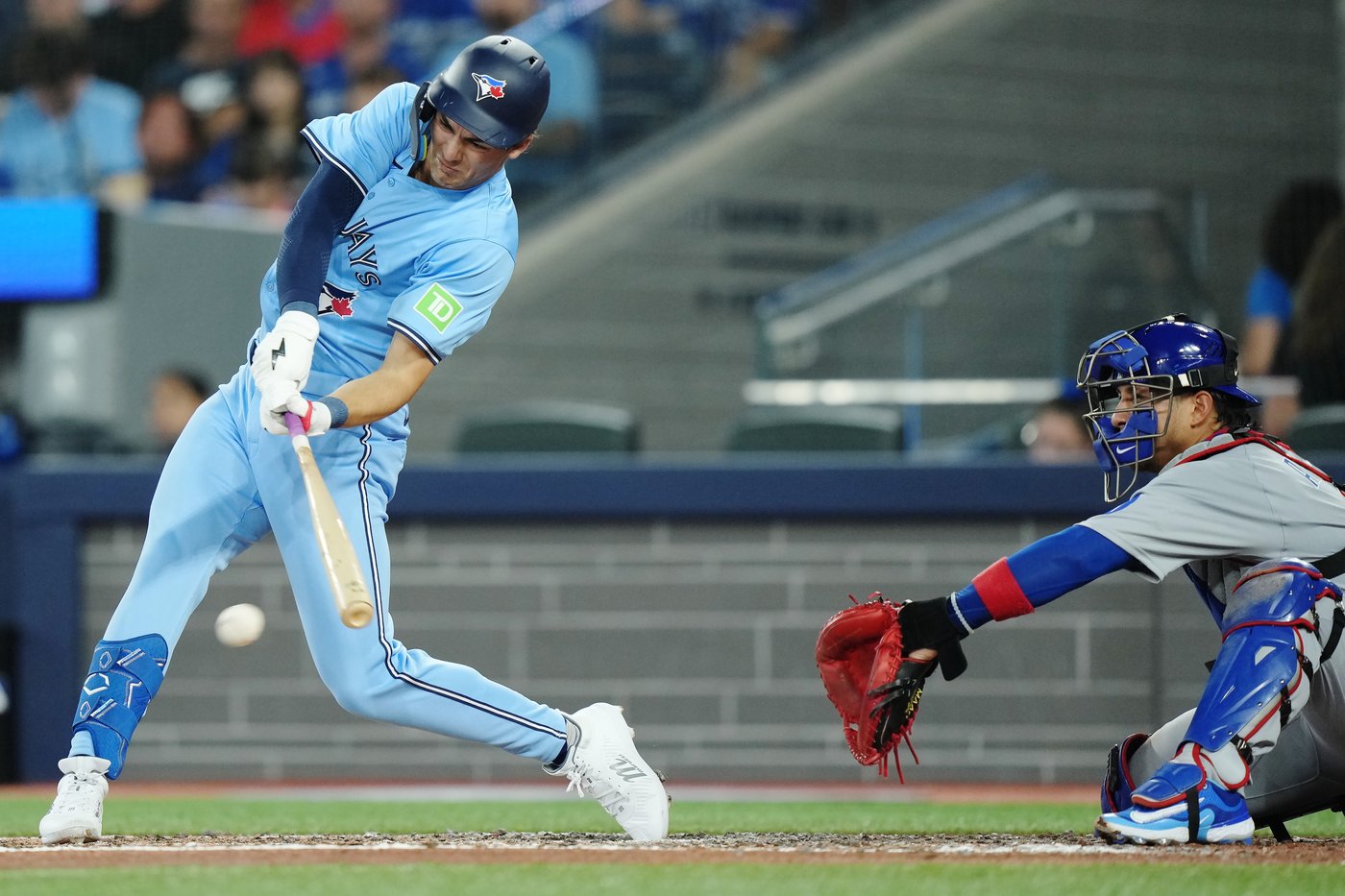 Bo Bichette put on Blue Jays' 10-day injured list with left knee sprain | iNFOnews.ca