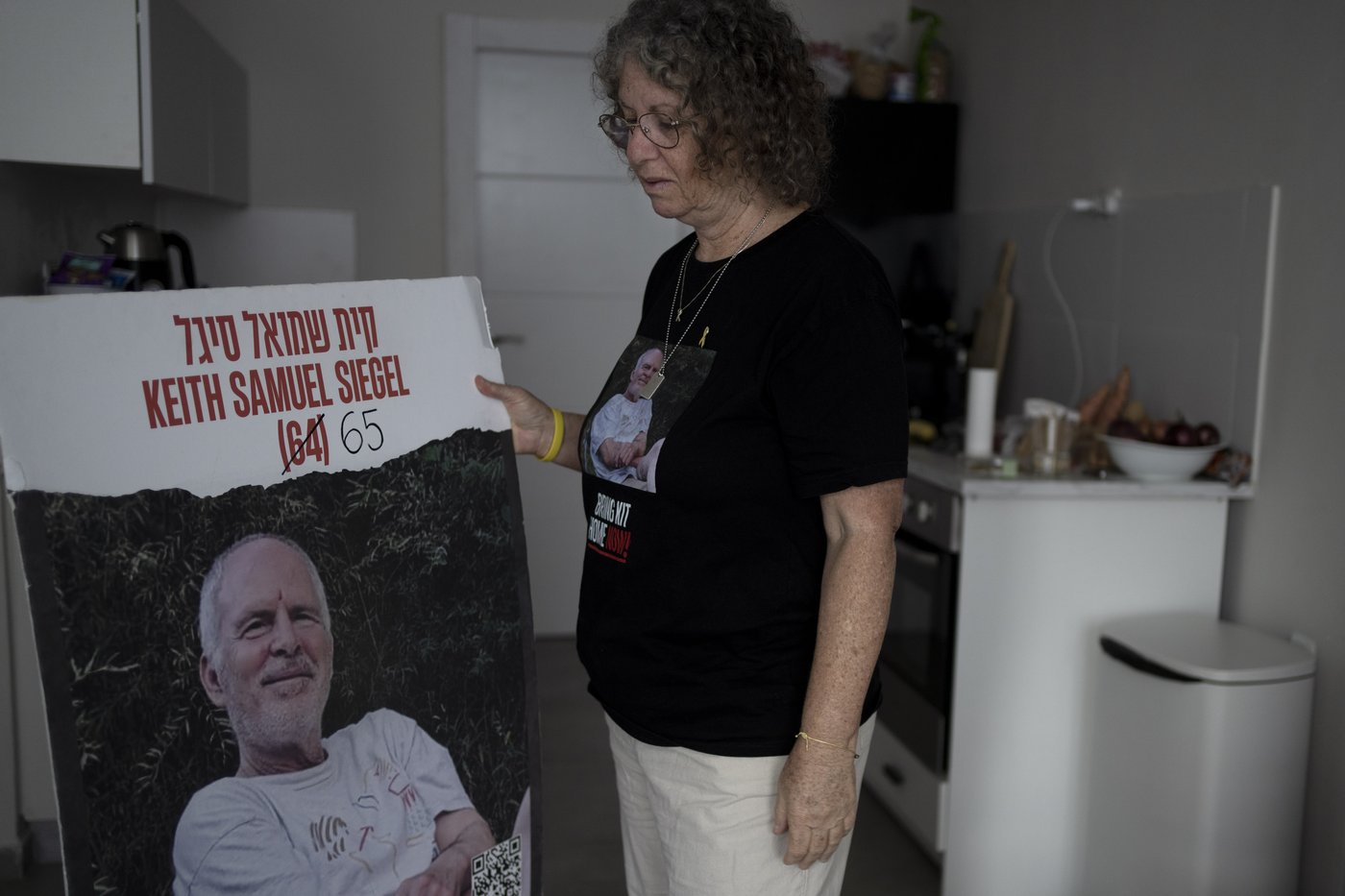 A former hostage fought for her own life in Gaza. A year on, she fights for her husband's freedom | iNFOnews.ca