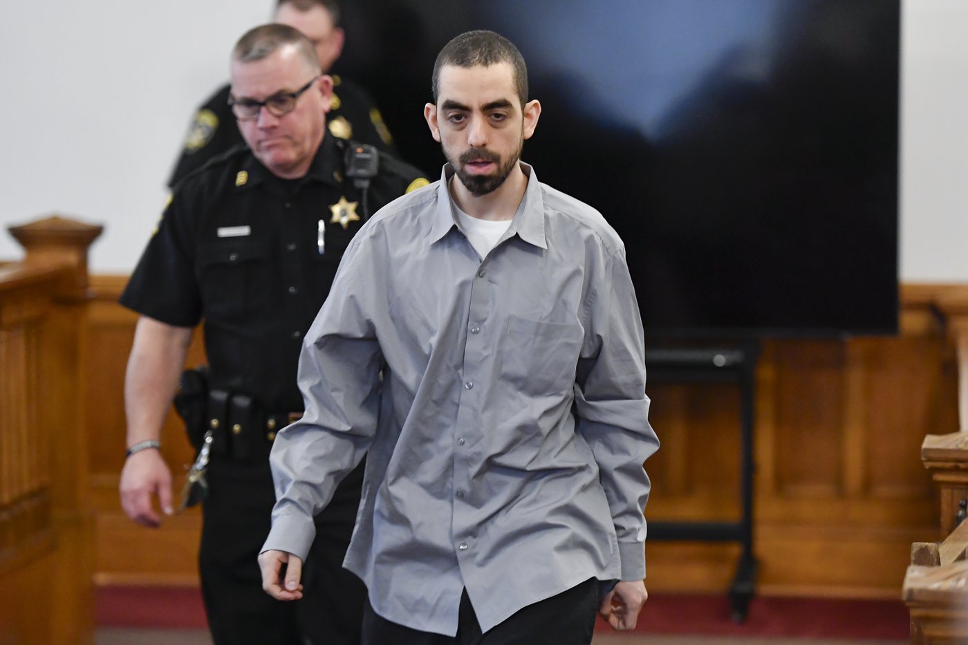 The man accused of stabbing Salman Rushdie declines to take the stand as the defense rests | iNFOnews.ca The man accused of stabbing Salman Rushdie declines to take the stand as the defense rests | iNFOnews.ca