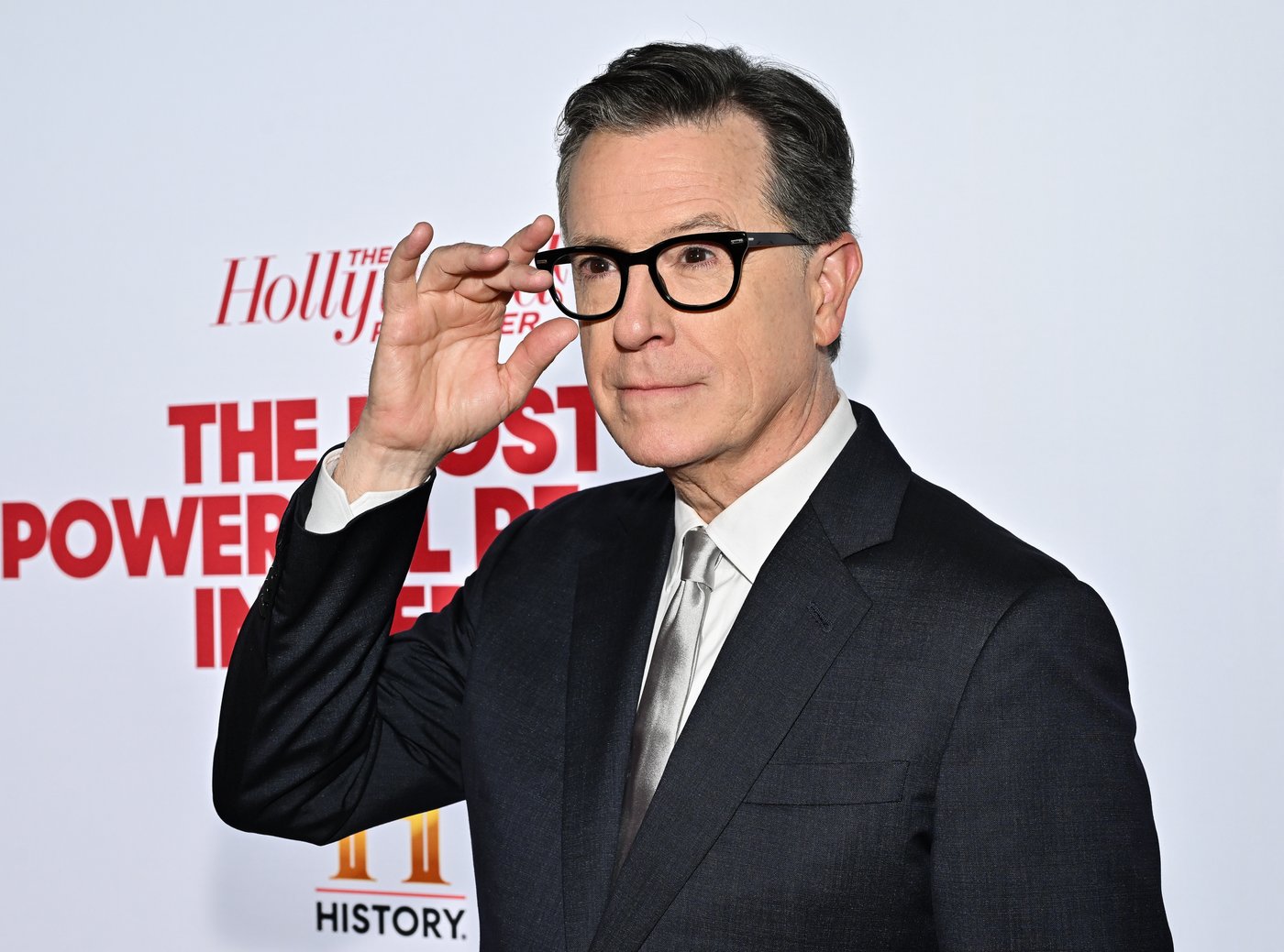 Stephen Colbert wins an anti-censorship award after CBS ends 'The Late Show' | iNFOnews.ca