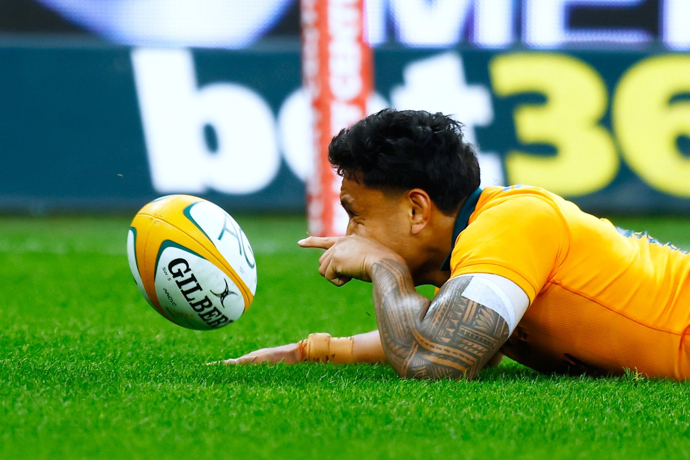 11-man Australia hangs on to upset South Africa 42-38 in extraordinary rugby test | iNFOnews.ca 11-man Australia hangs on to upset South Africa 42-38 in extraordinary rugby test | iNFOnews.ca