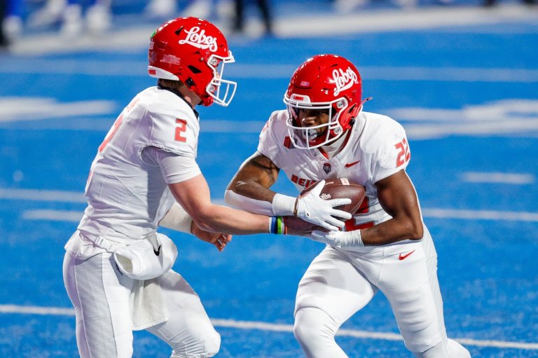 Maddux Madsen, Sire Gaines spark Boise State to 41-25 victory over New Mexico | iNFOnews.ca