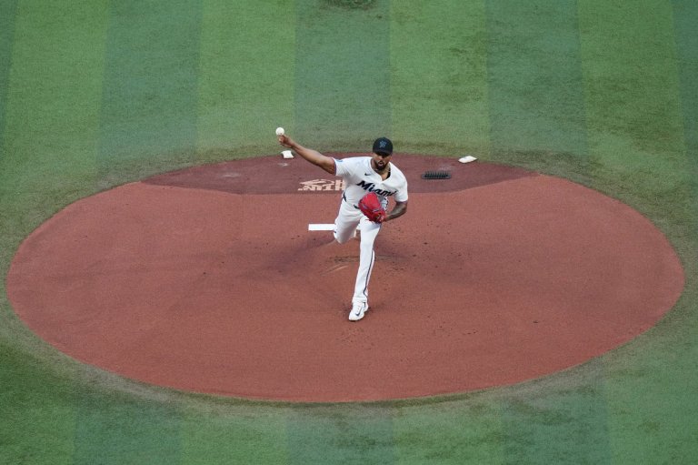 Alcantara shines in his 6th opening day start, leading the Marlins past the Rockies | iNFOnews.ca