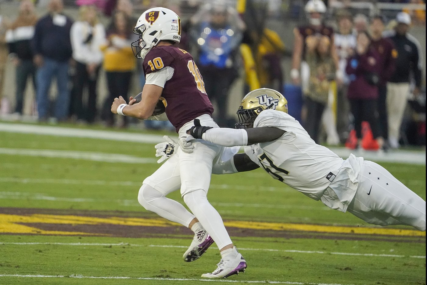 Sam Leavitt's 3 TD passes help Arizona State beat UCF 35-31 | iNFOnews.ca Sam Leavitt's 3 TD passes help Arizona State beat UCF 35-31 | iNFOnews.ca