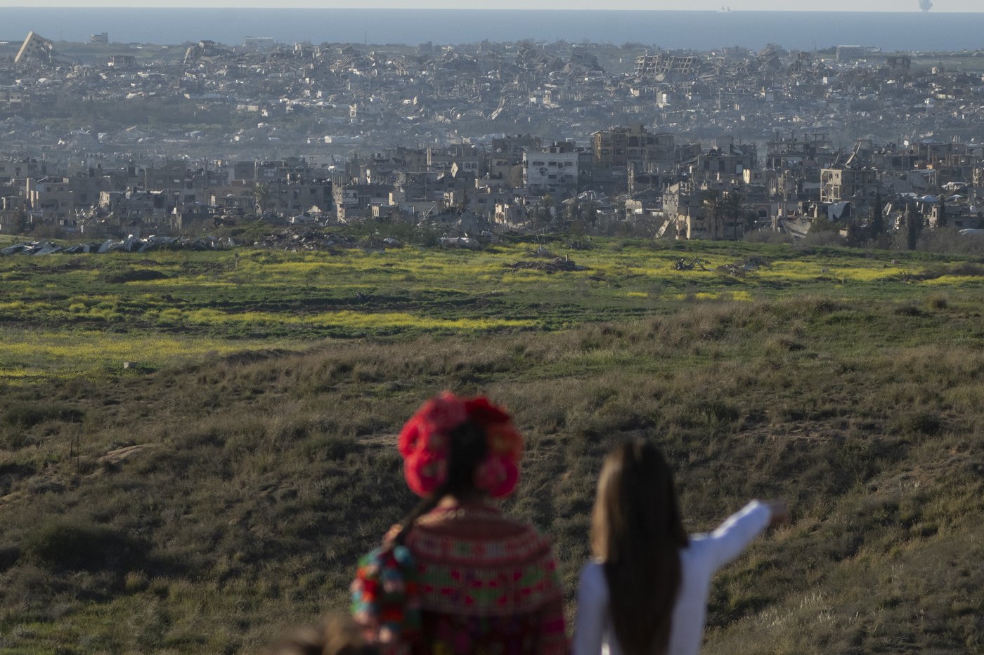 Outrage as Israel cuts off Gaza aid to pressure Hamas to accept new ceasefire proposal | iNFOnews.ca
