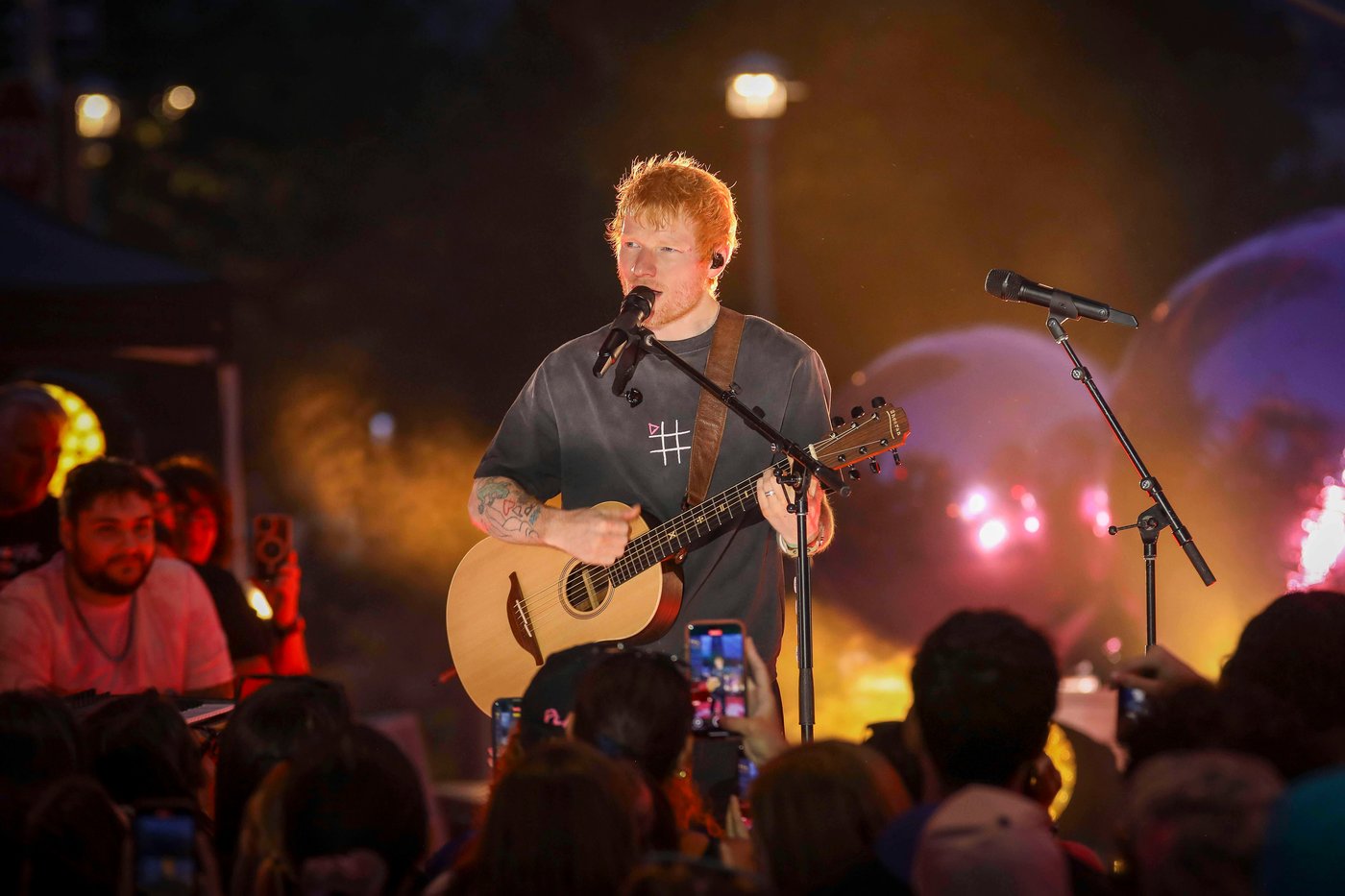 Macklemore is dropped from Ed Sheeran's tour over pro-Palestinian comments onstage | iNFOnews.ca