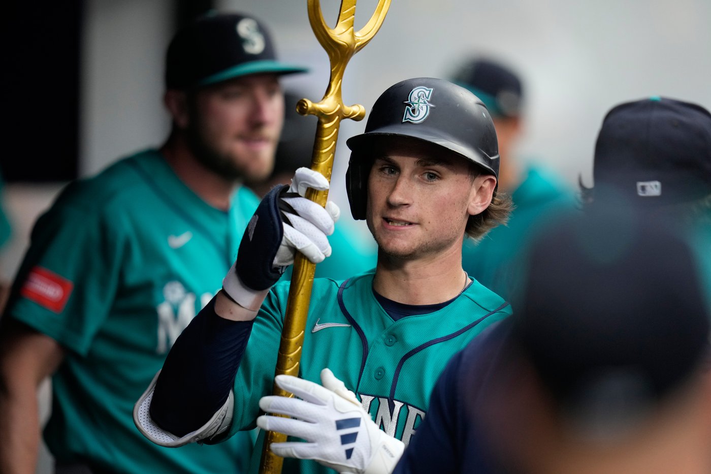 Emerson homers, Crawford singles in go-ahead run in the Mariners' 3-1 win over the Guardians | iNFOnews.ca