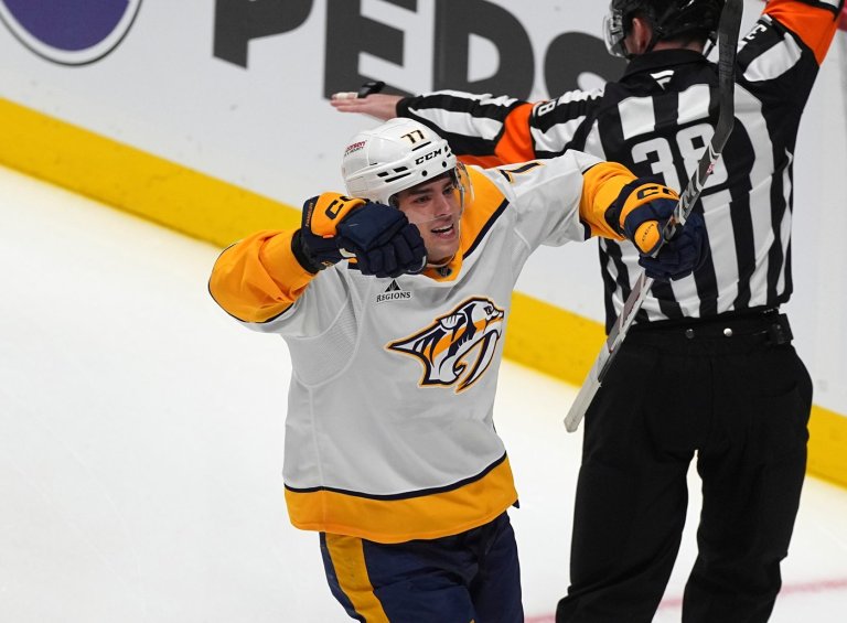 Devils acquire Luke Evangelista from the Predators for 2 high draft picks | iNFOnews.ca