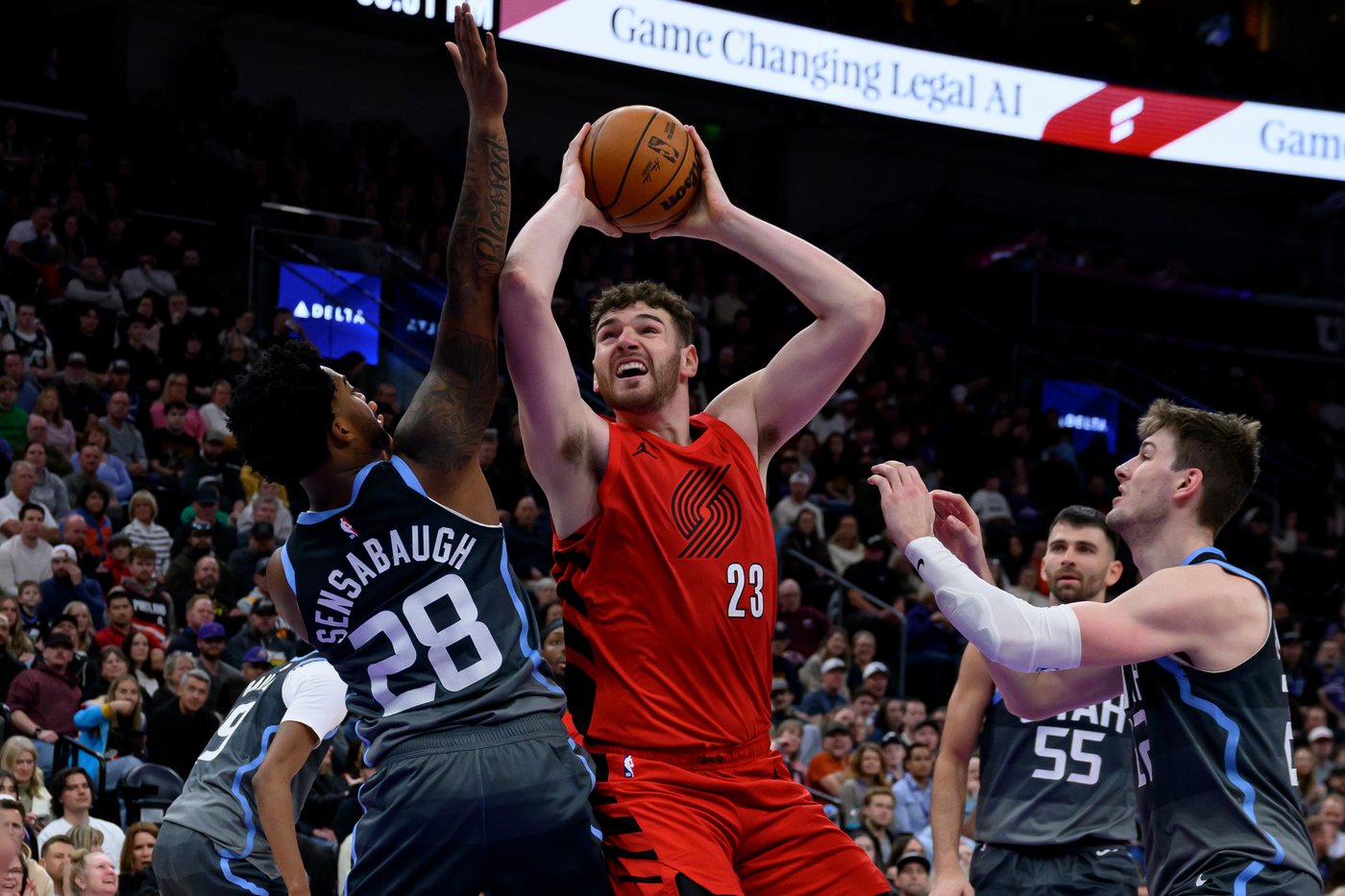 Holiday and Clingan boost Trail Blazers to 135-119 win over Jazz | iNFOnews.ca Holiday and Clingan boost Trail Blazers to 135-119 win over Jazz | iNFOnews.ca