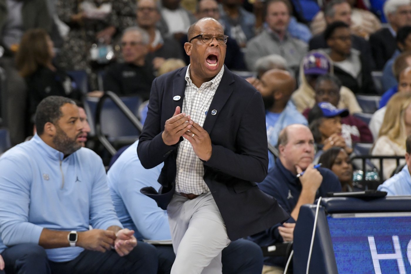 No. 9 North Carolina aims to ride returning 1st-team AP All-American RJ Davis to ACC contention | iNFOnews.ca