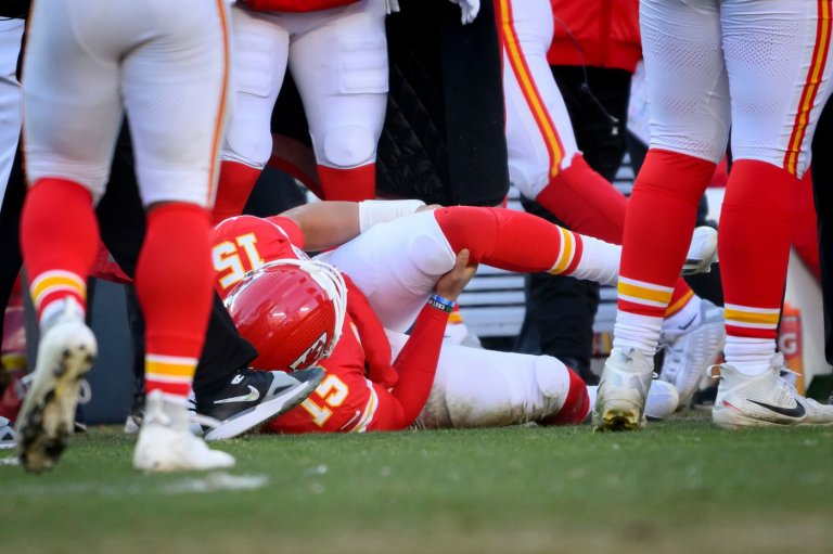Chiefs QB Patrick Mahomes: 'I want to be ready for Week 1' after ACL surgery | iNFOnews.ca