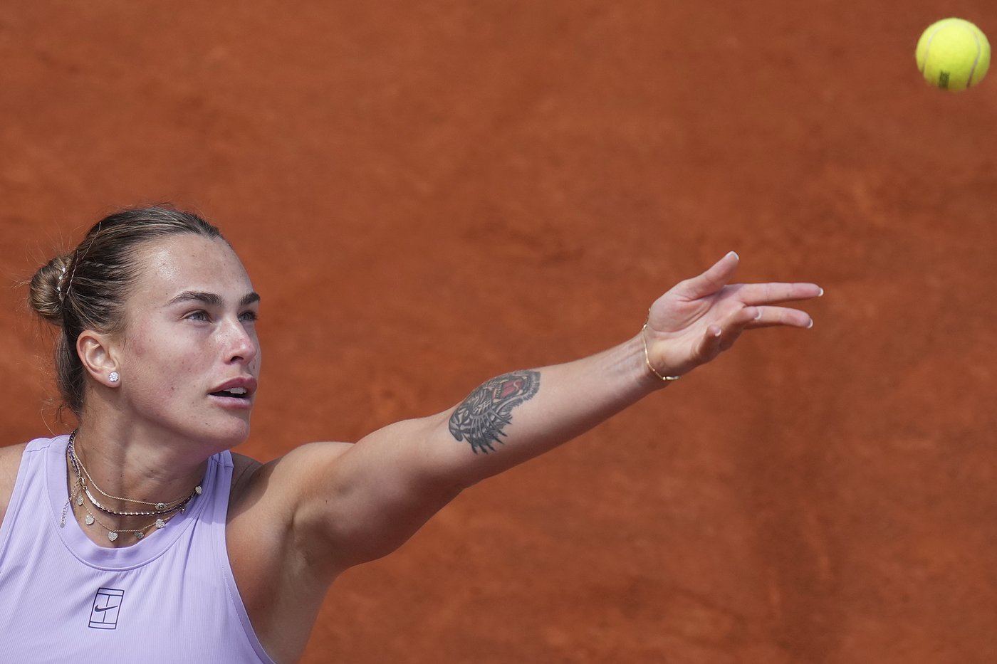 Pope Leo XIV is a tennis player. Tsitsipas would be happy to hit some balls with him | iNFOnews.ca Pope Leo XIV is a tennis player. Tsitsipas would be happy to hit some balls with him | iNFOnews.ca