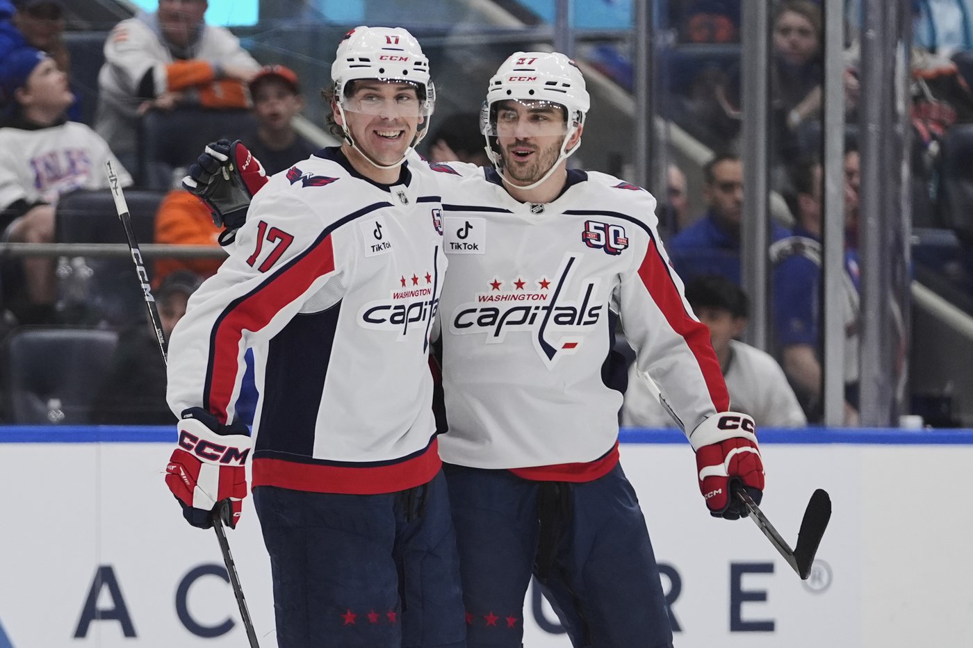 Strome scores 3 times as the Capitals beat the Islanders 3-1 | iNFOnews.ca Strome scores 3 times as the Capitals beat the Islanders 3-1 | iNFOnews.ca