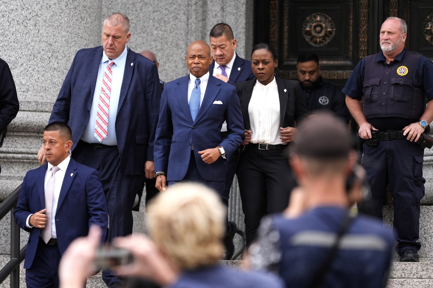 Prosecutors say they may bring additional charges against New York City mayor and indict others | iNFOnews.ca