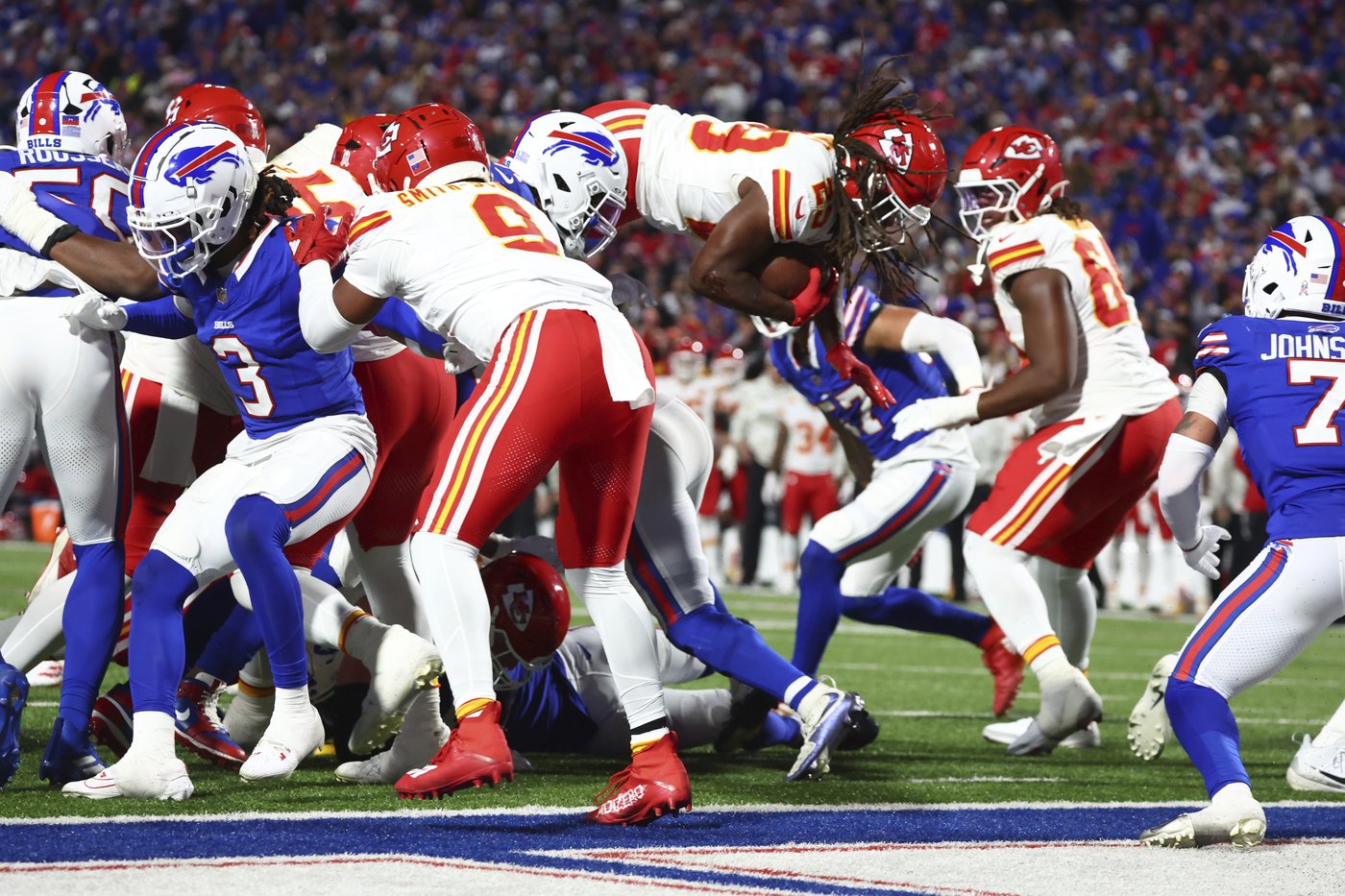 Chiefs' chase for perfection is over, but pursuit of a 3rd straight Super Bowl title continues | iNFOnews.ca