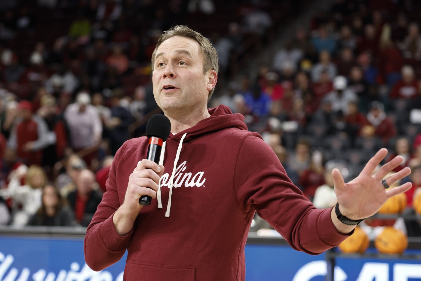 No. 3 South Carolina women hold off No. 8 Duke 81-70 for 62nd straight home win | iNFOnews.ca No. 3 South Carolina women hold off No. 8 Duke 81-70 for 62nd straight home win | iNFOnews.ca