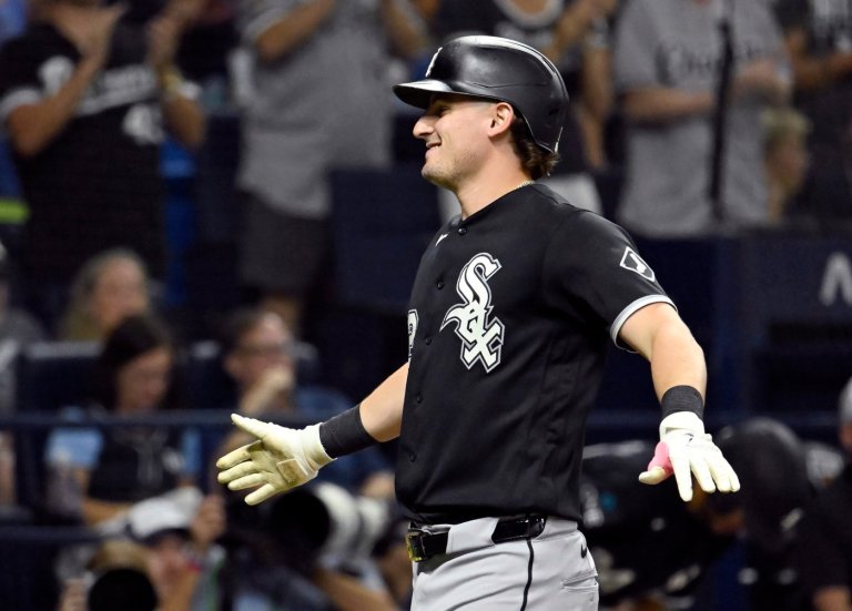 White Sox hit 4 homers to cruise past the Rays 6-1 | iNFOnews.ca