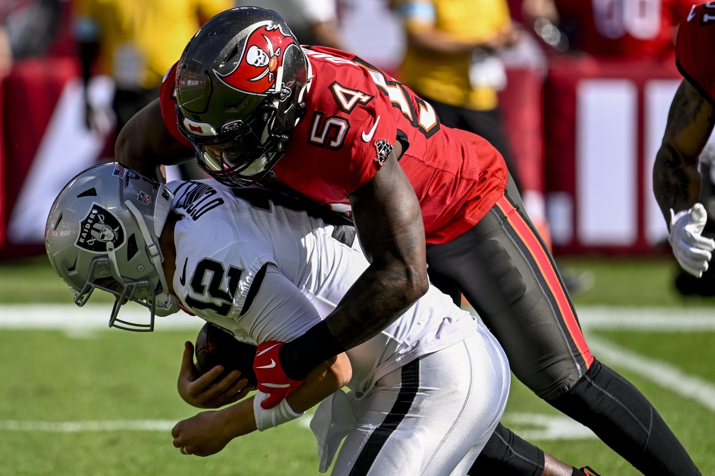 Baker Mayfield, high-flying Bucs visit Chargers in matchup of teams with winning records | iNFOnews.ca